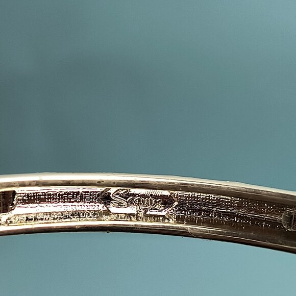 NORDSTROM Sequin Enamel Hinge Bangle Bracelet Clamper Turquoise Silver Tone - Picture 7 of 7